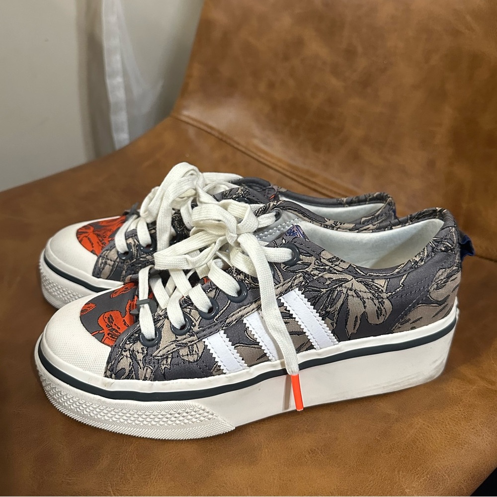 Women Adidas Nizza Platform Shoes